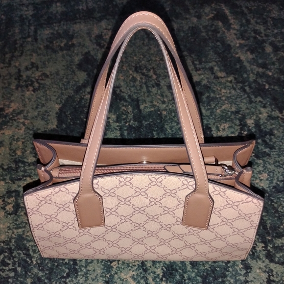 ‼️SOLD‼️Nine West Cream and Brown Satchel - Picture 3 of 10